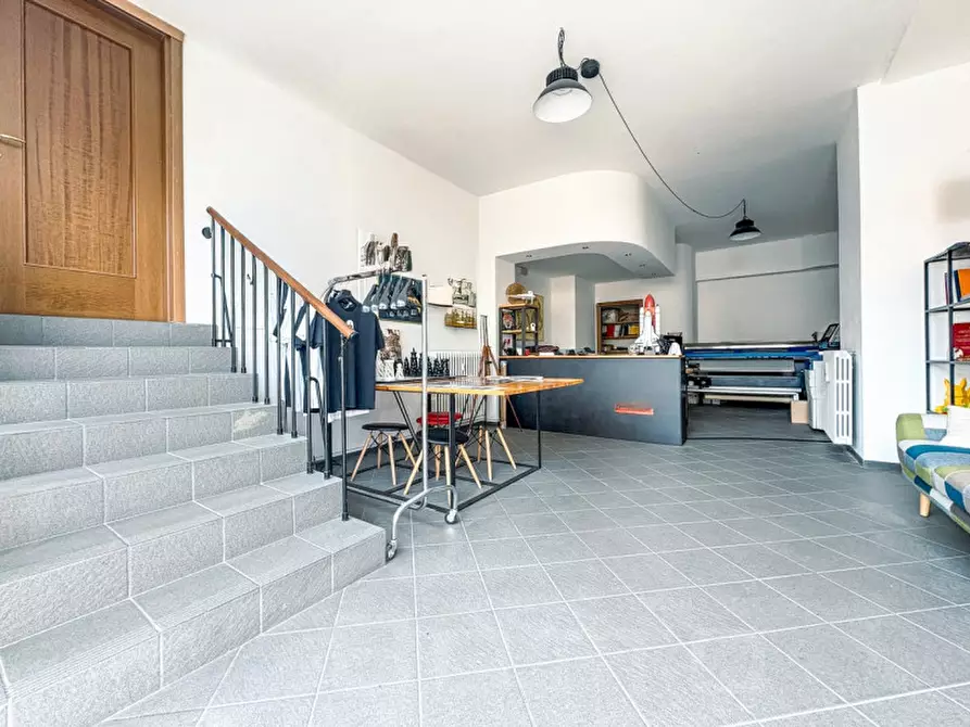 Immagine 2 di Appartamento in vendita  in piazza mazzini 82 a Borgomanero