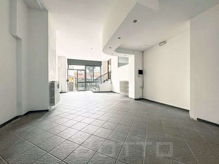 Immagine 5 di Appartamento in vendita  in piazza mazzini 82 a Borgomanero