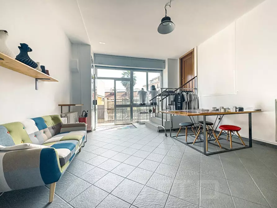 Immagine 6 di Appartamento in vendita  in piazza mazzini 82 a Borgomanero