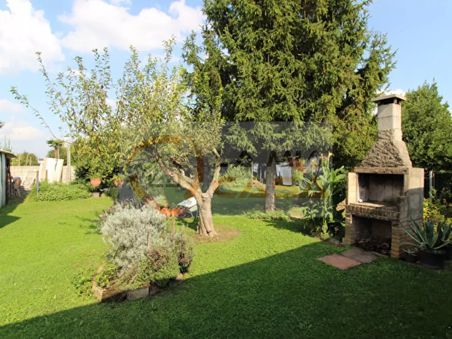 Immagine 20 di Casa bifamiliare in vendita  in Via Ardoneghe - Legnaro a Legnaro