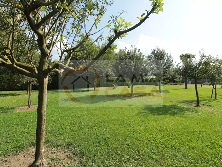 Immagine 23 di Casa bifamiliare in vendita  in Via Ardoneghe - Legnaro a Legnaro