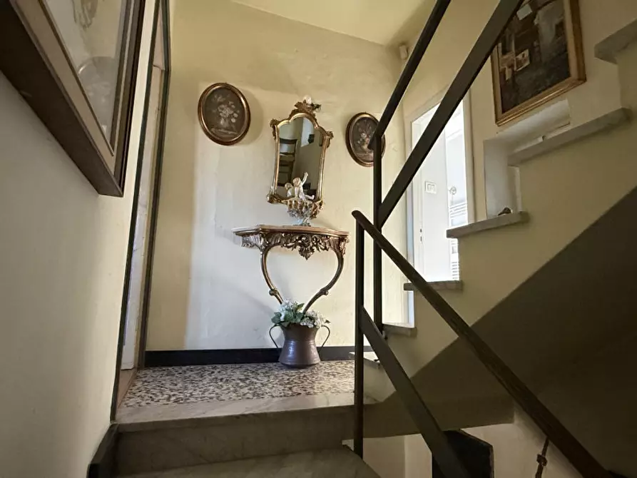 Immagine 12 di Villa in vendita  in Via Andrea gallino a Mignanego