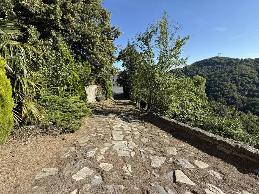 Immagine 25 di Villa in vendita  in Via Andrea gallino a Mignanego