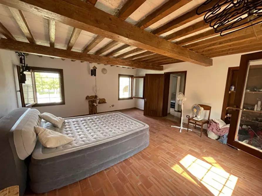 Immagine 10 di Villetta a schiera in vendita  a Motteggiana