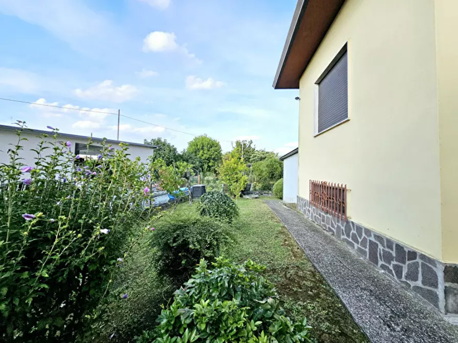 Immagine 25 di Casa indipendente in vendita  in Via Giuseppe Verdi a Solesino