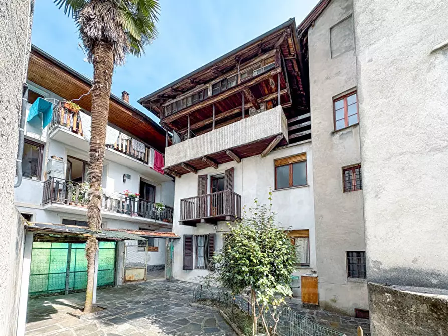 Immagine 1 di Villetta a schiera in vendita  in via cortile 3 a Arola