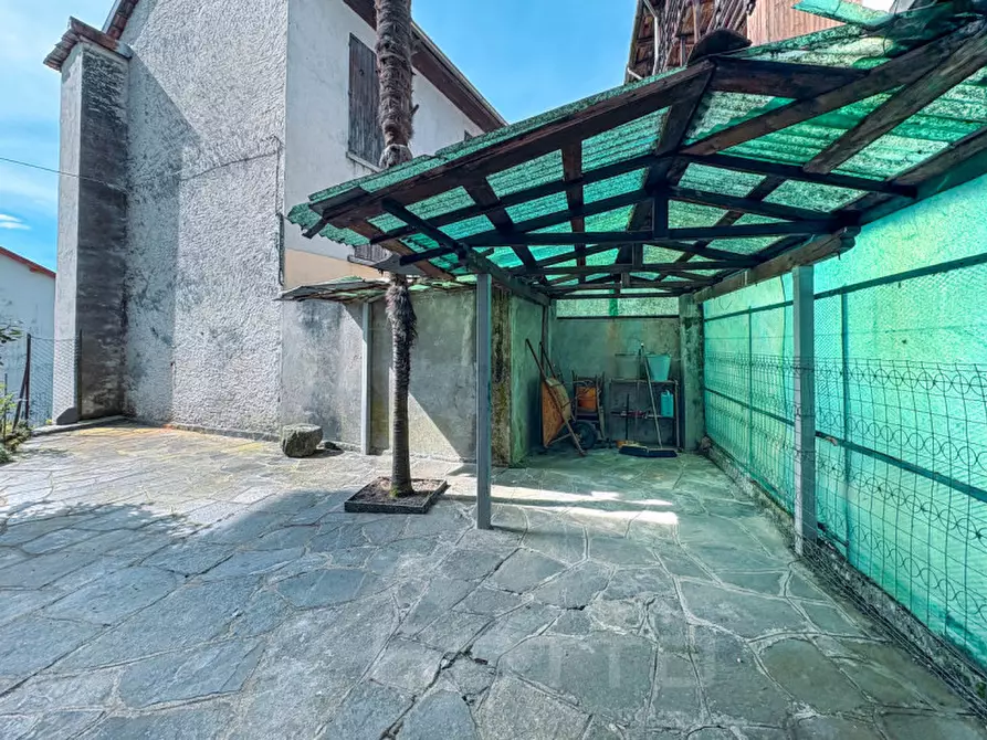 Immagine 32 di Villetta a schiera in vendita  in via cortile 3 a Arola