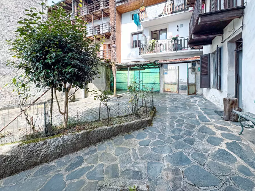 Immagine 34 di Villetta a schiera in vendita  in via cortile 3 a Arola