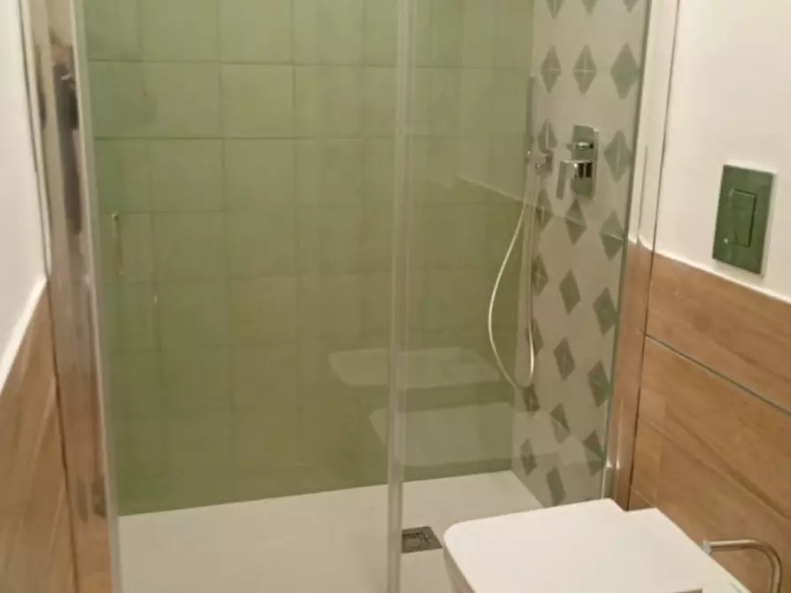 Immagine 4 di Camera in affitto  in Via sacco e vanzetti 2 a Napoli