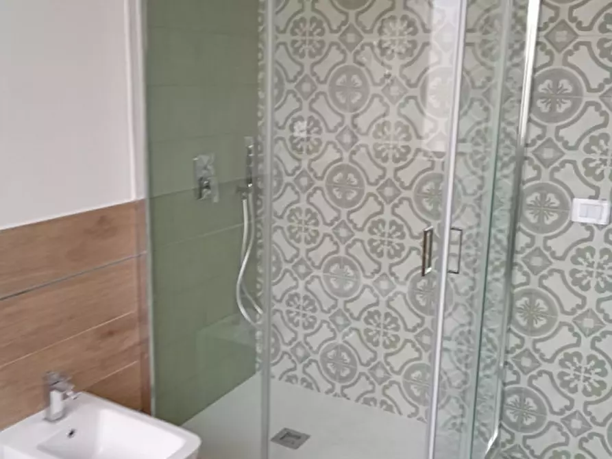 Immagine 18 di Camera in affitto  in Via sacco e vanzetti 2 a Napoli