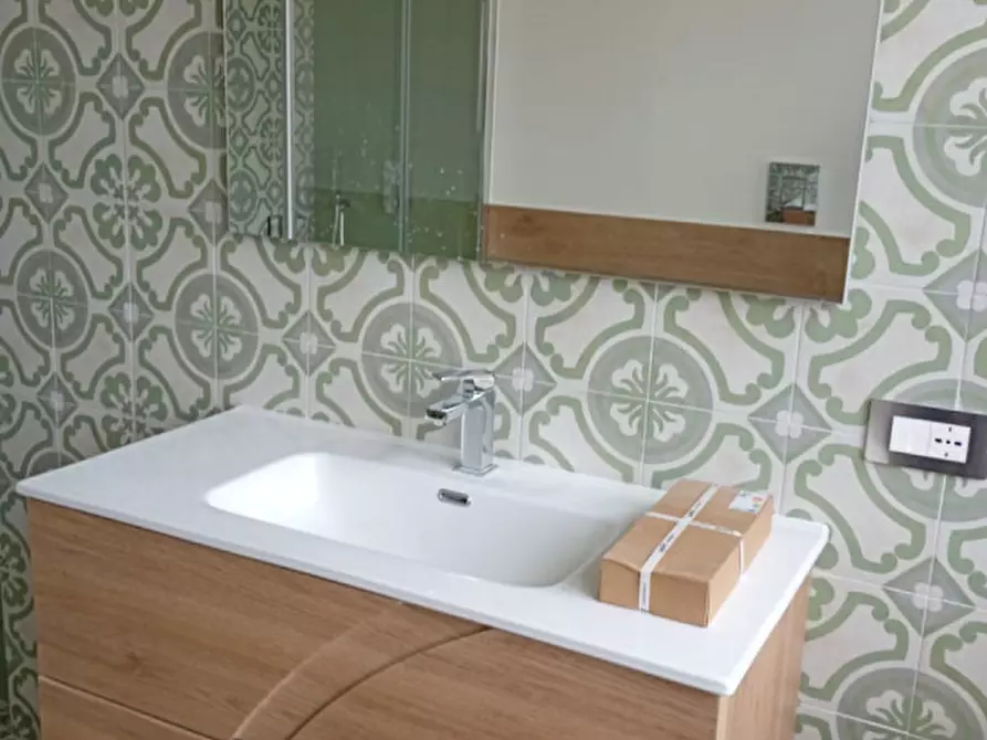 Immagine 19 di Camera in affitto  in Via sacco e vanzetti 2 a Napoli