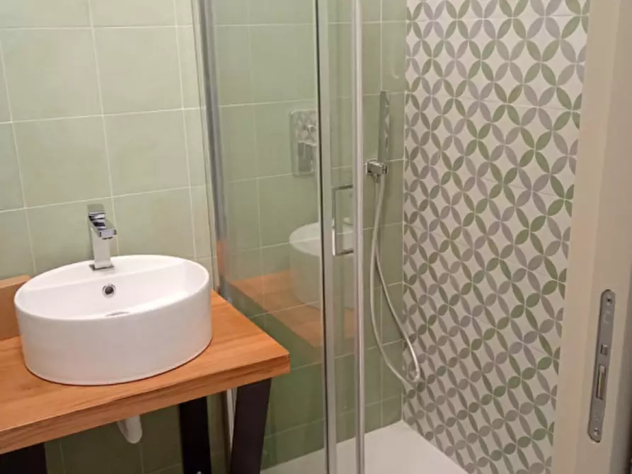 Immagine 26 di Camera in affitto  in Via sacco e vanzetti 2 a Napoli