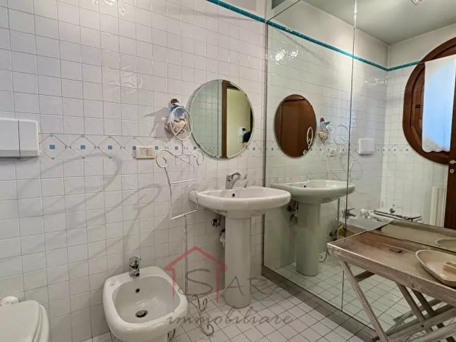 Immagine 12 di Villetta a schiera in vendita  in via della montecchia 22 a Selvazzano Dentro