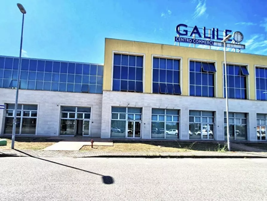 Immagine 4 di Negozio in vendita  in Via Norvegia, 88, 56021 Cascina PI, Italia a Cascina