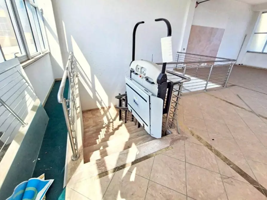 Immagine 13 di Negozio in vendita  in Via Norvegia, 88, 56021 Cascina PI, Italia a Cascina