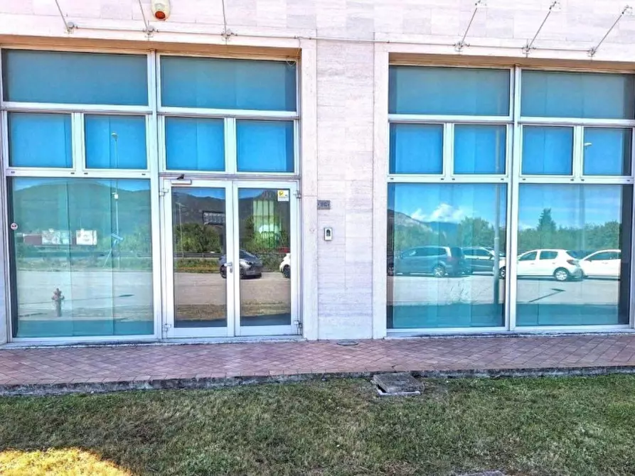 Immagine 2 di Negozio in vendita  in Via Norvegia, 86, 56021 Cascina PI, Italia a Cascina