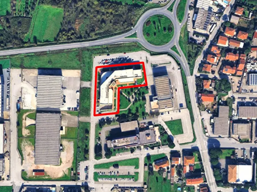 Immagine 20 di Negozio in vendita  in Via Norvegia, 86, 56021 Cascina PI, Italia a Cascina