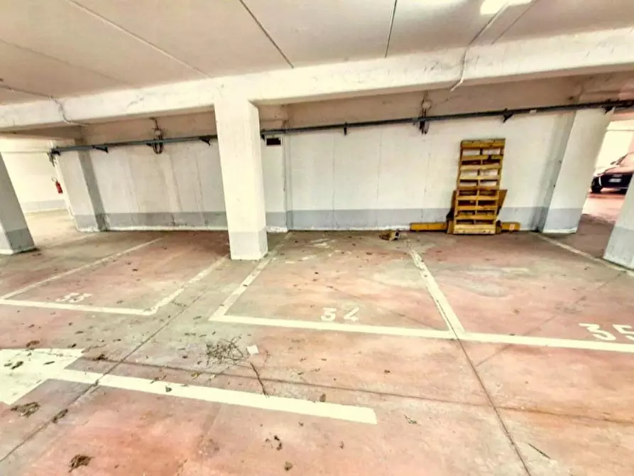 Immagine 5 di Posto auto in vendita  in Via Norvegia, 56021 Cascina PI, Italia a Cascina