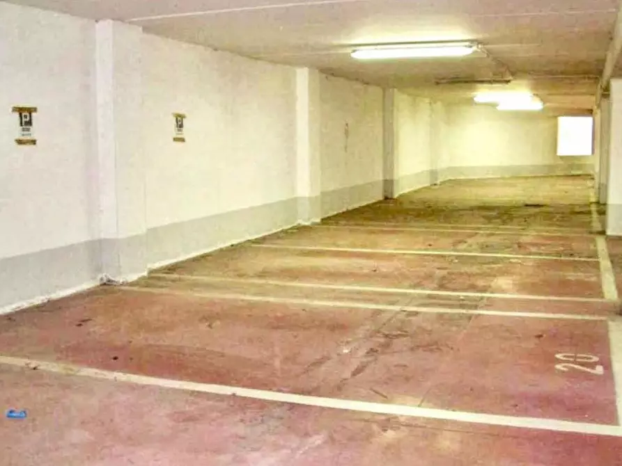 Immagine 8 di Posto auto in vendita  in Via Norvegia, 56021 Cascina PI, Italia a Cascina