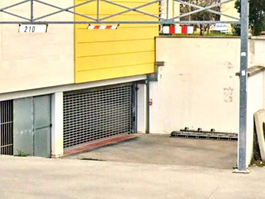 Immagine 9 di Posto auto in vendita  in Via Norvegia, 56021 Cascina PI, Italia a Cascina
