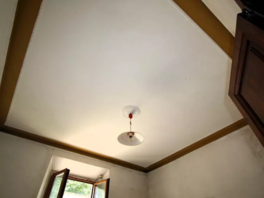 Immagine 15 di Ufficio in affitto  in Via della Sugherella a Montevarchi