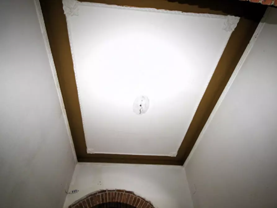 Immagine 17 di Ufficio in affitto  in Via della Sugherella a Montevarchi