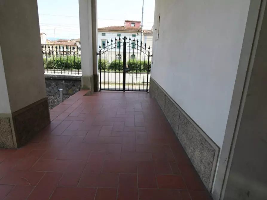 Immagine 18 di Ufficio in affitto  in Via della Sugherella a Montevarchi