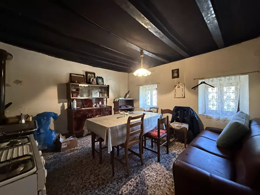 Immagine 8 di Rustico / casale in vendita  a Selva Di Progno