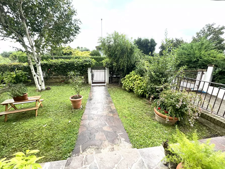 Immagine 3 di Casa bifamiliare in vendita  in Via Ferdinando Magellano, 25 a Selvazzano Dentro