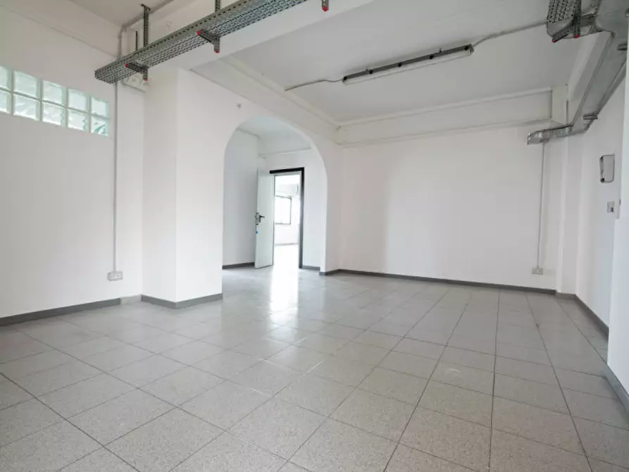 Immagine 9 di Capannone industriale in vendita  in Via Giovanni Virginio Schiapparelli a Verona