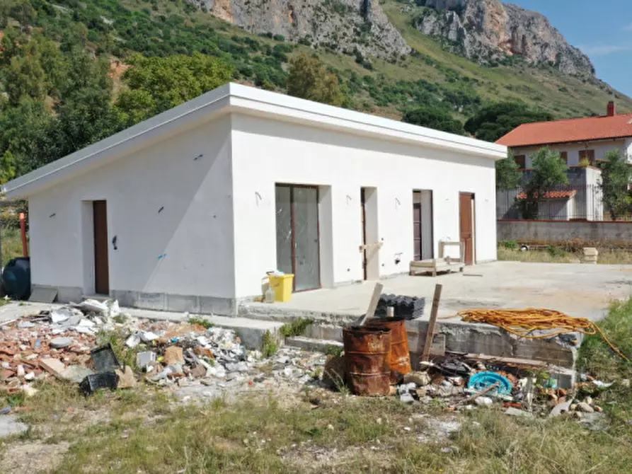 Immagine 11 di Villa in vendita  in Via Federico II a Terrasini