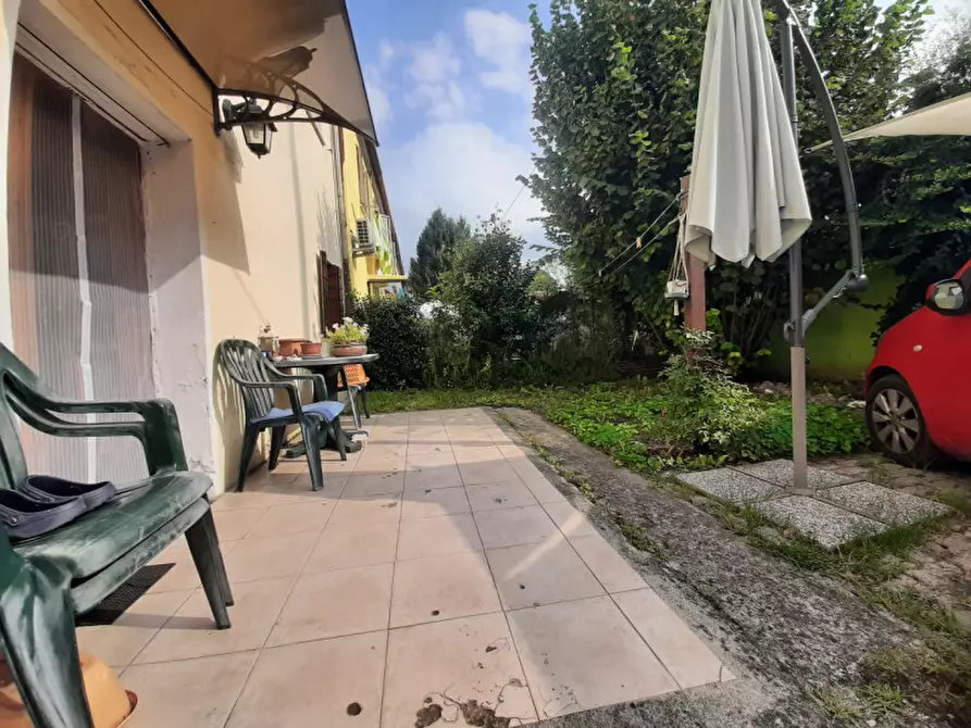 Immagine 2 di Appartamento in vendita  in Via Artuto Toscanini a Mira