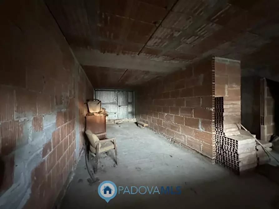 Immagine 7 di Casa quadrifamiliare in vendita  in VIA ROMA a Due Carrare