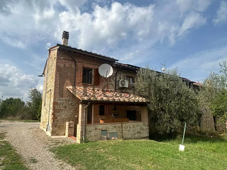 Immagine 11 di Appartamento in vendita  in MECCUCIAMI a Castiglione Del Lago