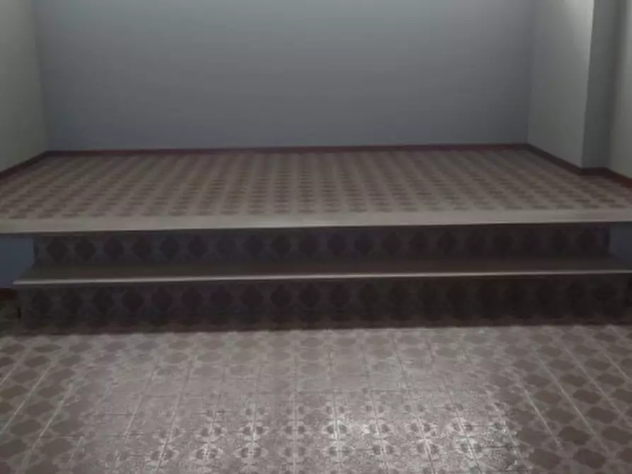 Immagine 6 di Negozio in vendita  in via colleghe, 4 a Vajont