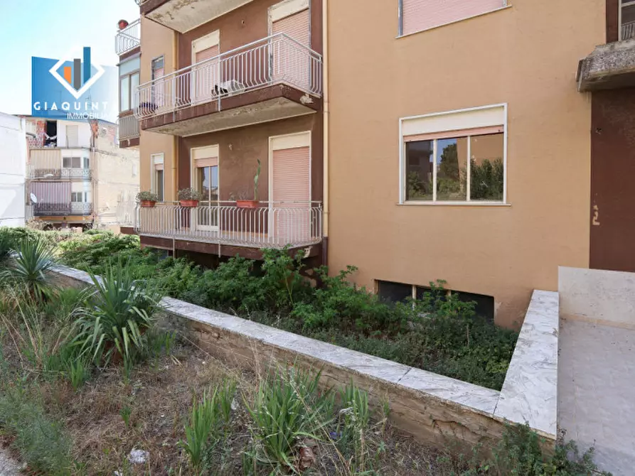 Immagine 15 di Appartamento in vendita  in Via Parma 17 a Palagonia