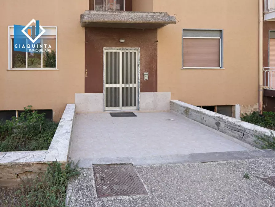 Immagine 19 di Appartamento in vendita  in Via Parma 17 a Palagonia