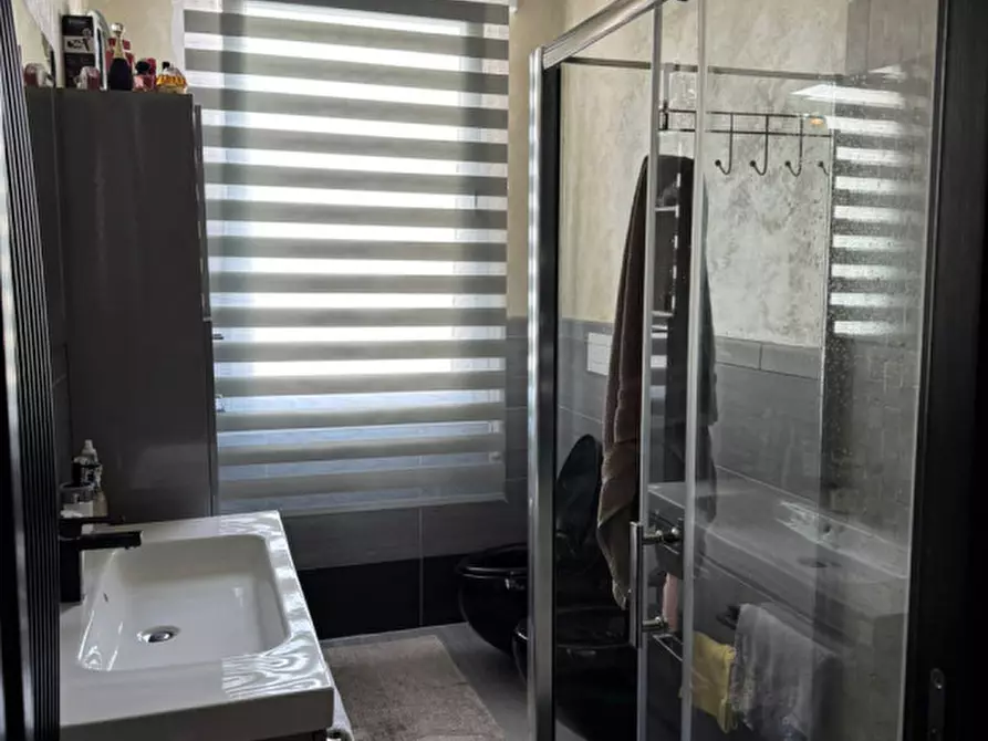 Immagine 8 di Appartamento in vendita  in via E. Caminer, n. 28 a Vicenza