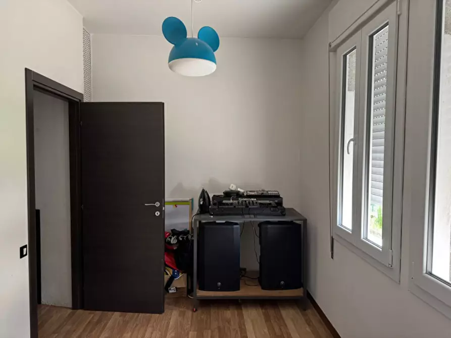 Immagine 15 di Appartamento in vendita  in via E. Caminer, n. 28 a Vicenza