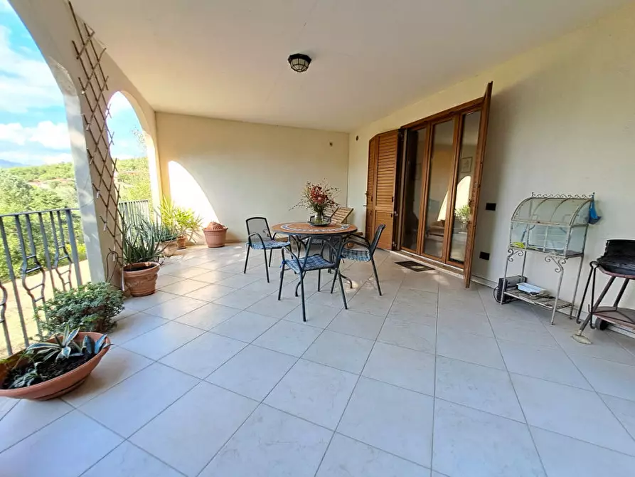 Immagine 19 di Villa in vendita  a Magione