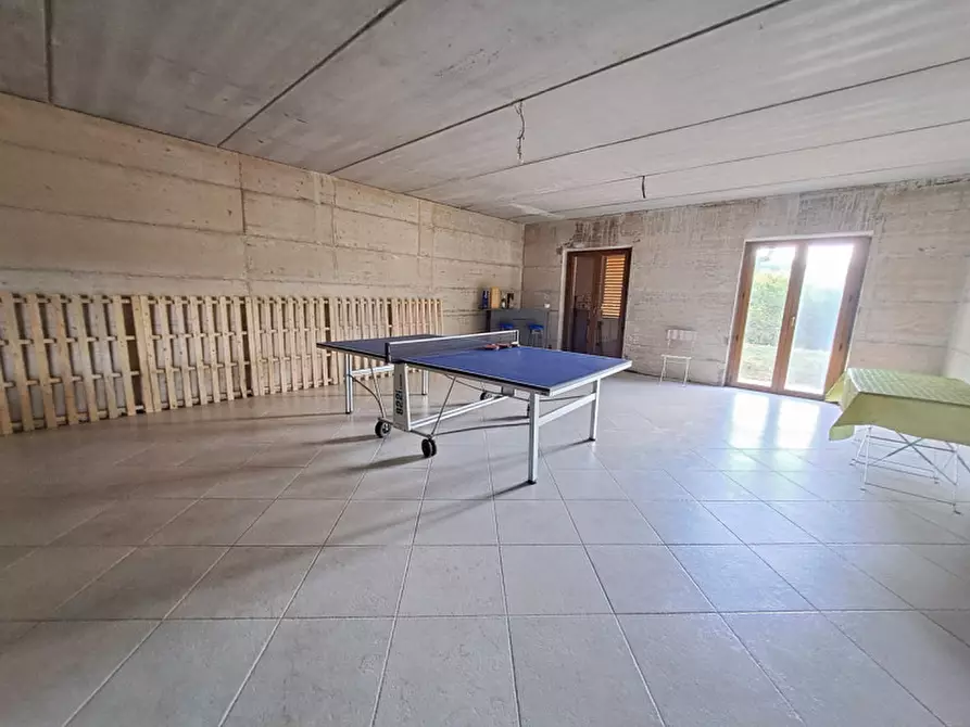 Immagine 25 di Villa in vendita  a Magione