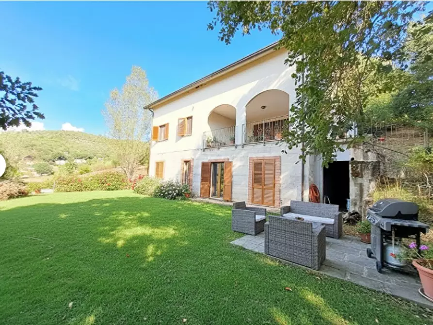 Immagine 30 di Villa in vendita  a Magione