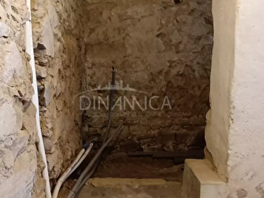 Immagine 16 di Rustico / casale in vendita  a Vinci