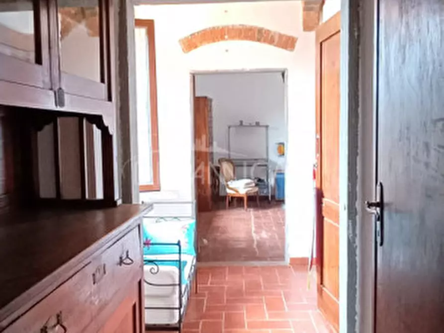 Immagine 19 di Rustico / casale in vendita  a Vinci