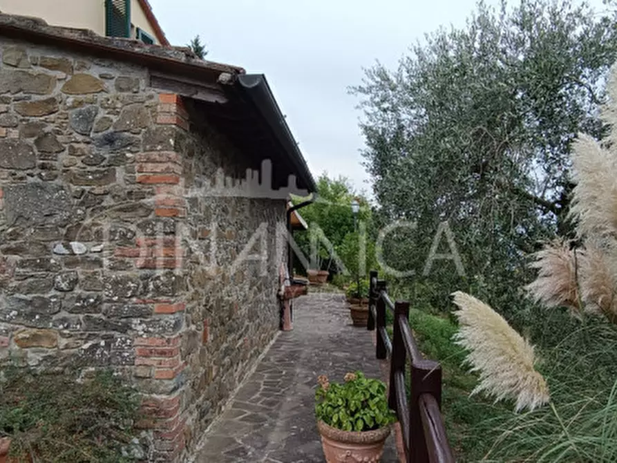 Immagine 38 di Rustico / casale in vendita  a Vinci