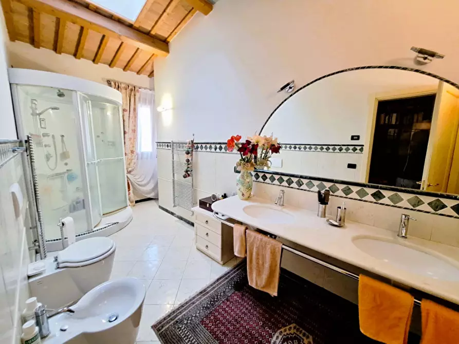 Immagine 5 di Villa in vendita  in Strada della Carpaneda a Vicenza