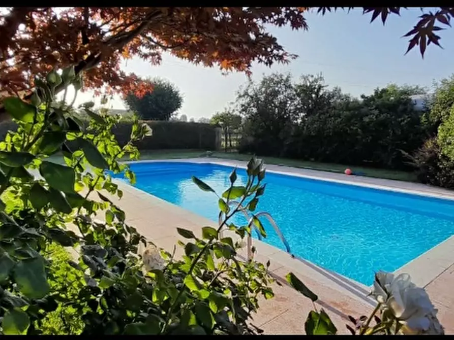 Immagine 20 di Villa in vendita  in Strada della Carpaneda a Vicenza