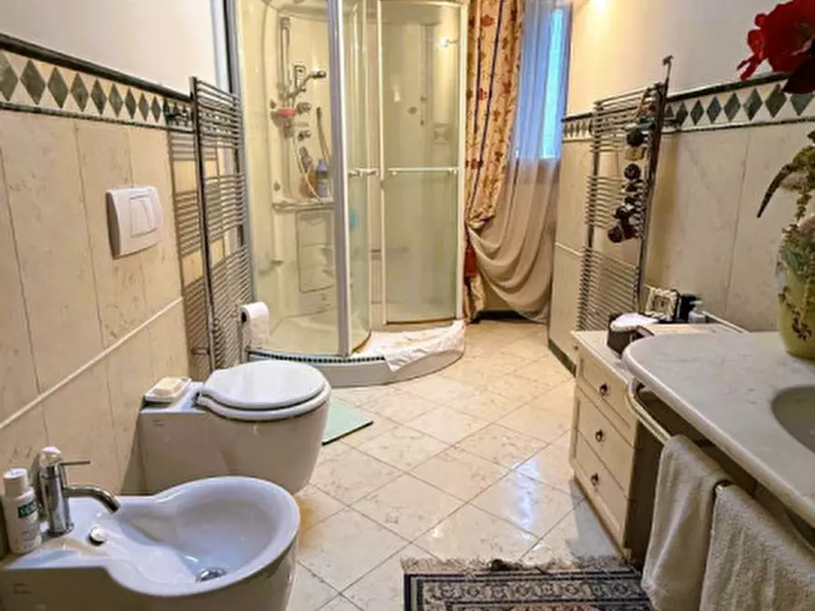 Immagine 27 di Villa in vendita  in Strada della Carpaneda a Vicenza