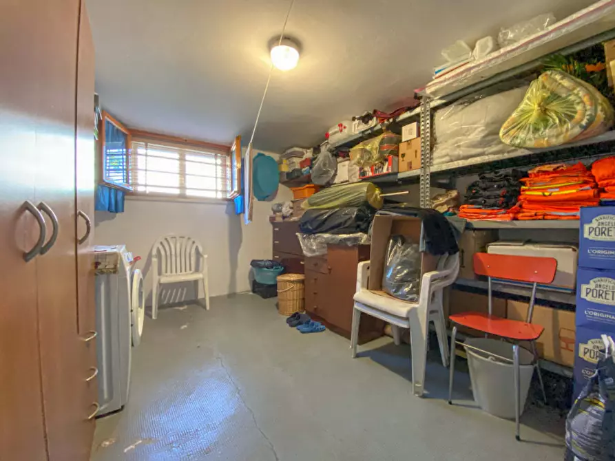 Immagine 32 di Appartamento in vendita  in Via della Pace a Mirandola