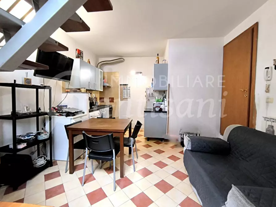 Immagine 2 di Appartamento in vendita  in via Ponte all'Asse a Firenze